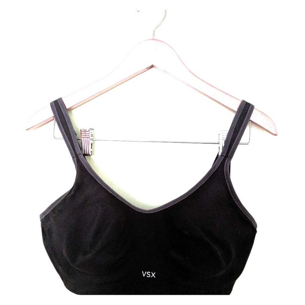 Victoria's Secret Angel wired Sports Bra
